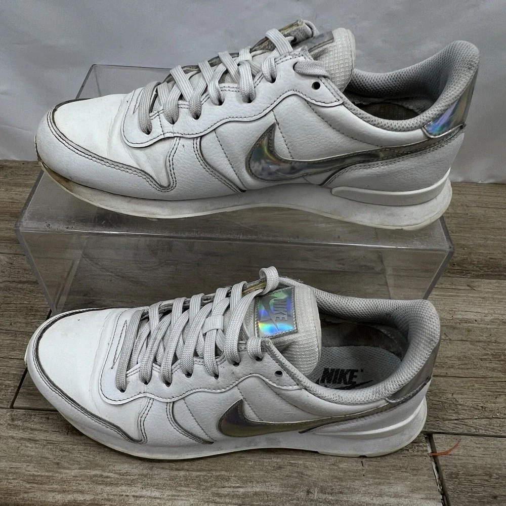 Nike Womens Internationalist SE CQ5427-100 White Casual Shoes Sneakers Size 6.5